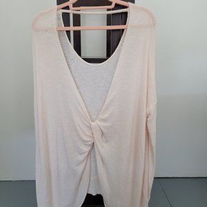 Lightweight Sweater with twist detail